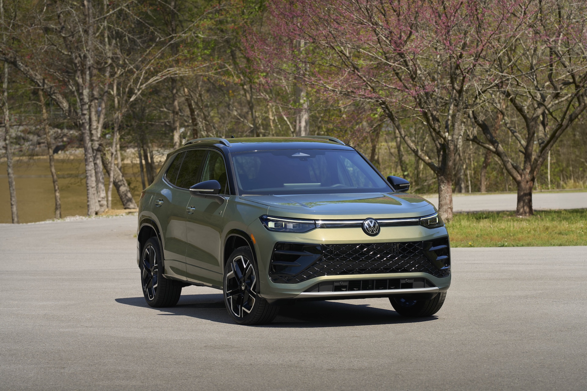 2026 Volkswagen Tiguan Front View