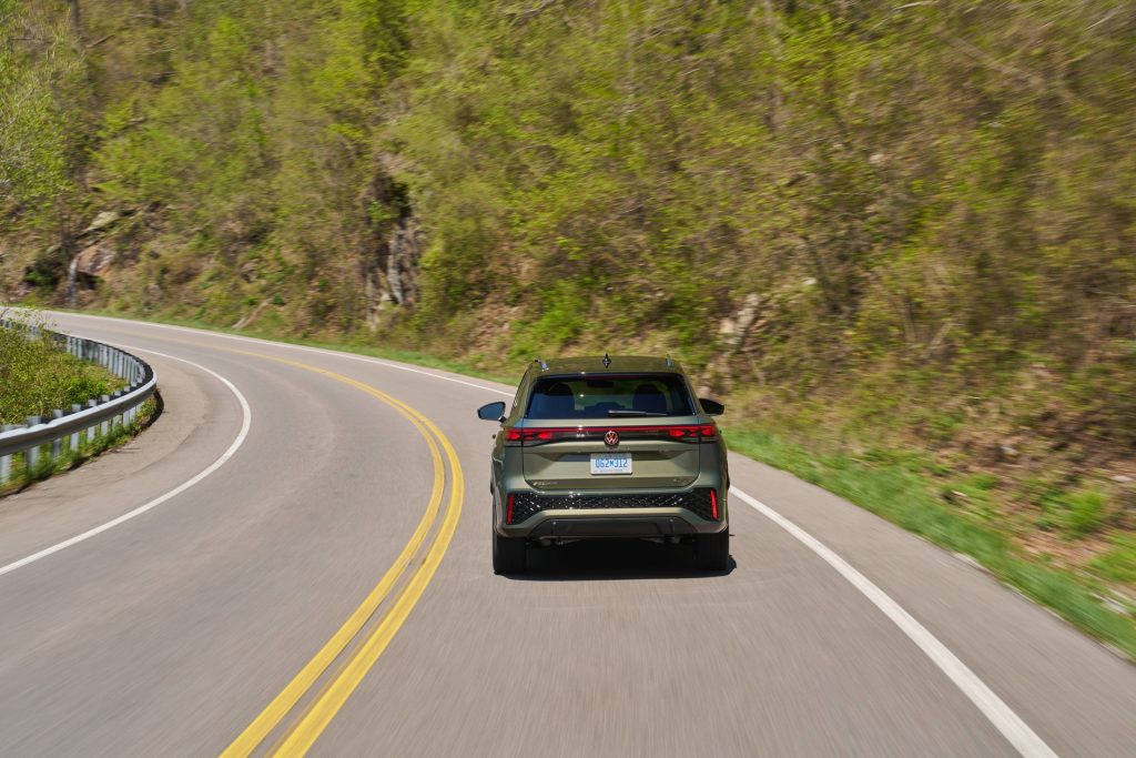 2026 VW Tiguan Rear View