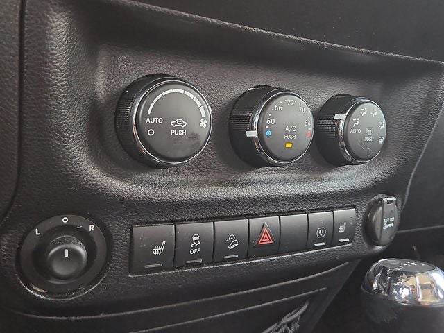 2013 Jeep Wrangler Sahara
