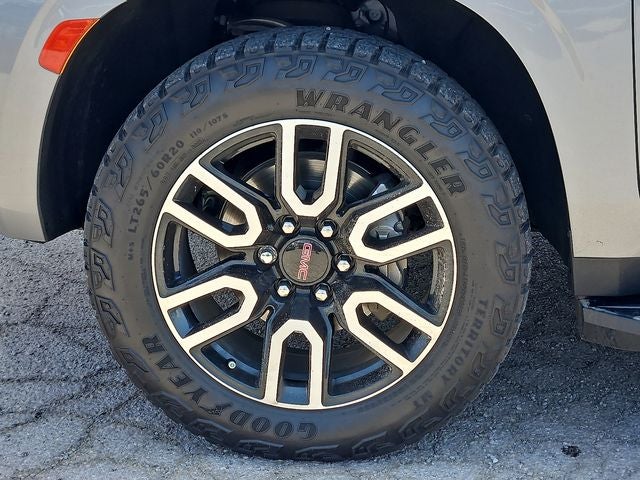 2023 GMC Yukon AT4