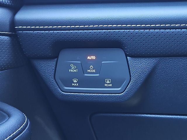 2026 Volkswagen Atlas Cross Sport 2.0T SEL R-Line Black