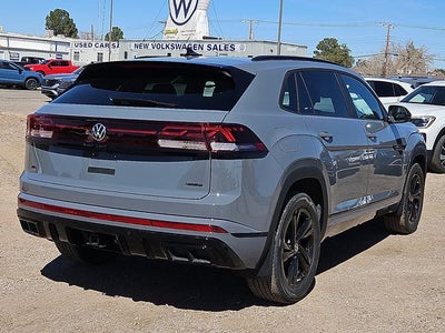 2026 Volkswagen Atlas Cross Sport 2.0T SEL R-Line Black
