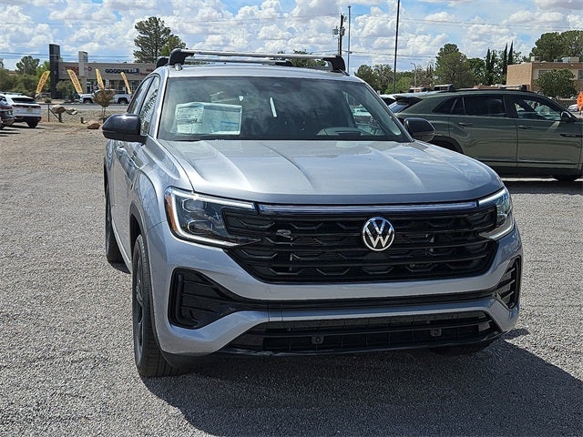 2026 Volkswagen Atlas Cross Sport 2.0T SEL R-Line Black