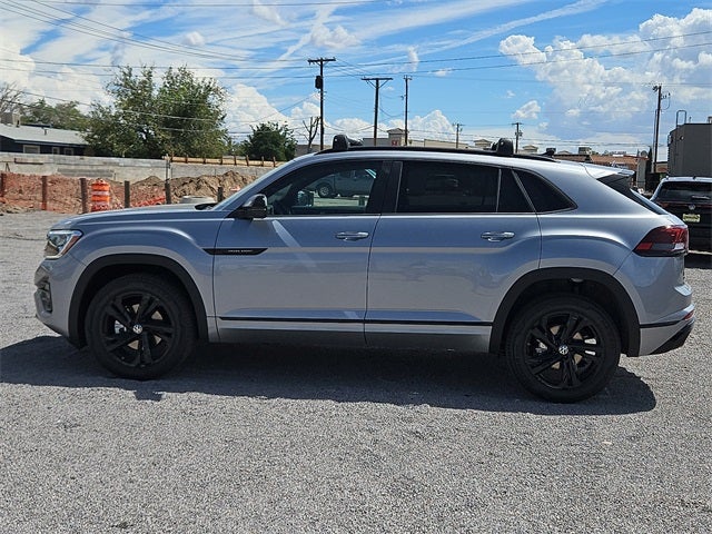 2026 Volkswagen Atlas Cross Sport 2.0T SEL R-Line Black