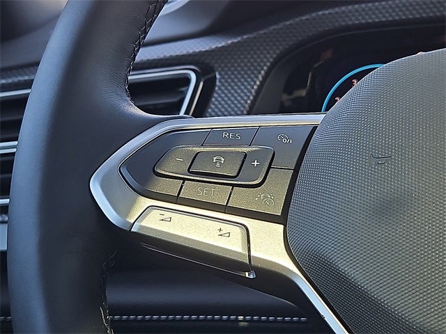 2026 Volkswagen Atlas Cross Sport 2.0T SEL R-Line Black