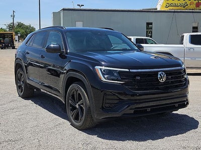 2026 Volkswagen Atlas Cross Sport 2.0T SEL R-Line Black