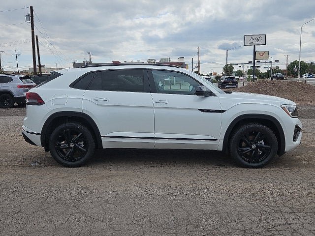 2026 Volkswagen Atlas Cross Sport 2.0T SEL R-Line Black