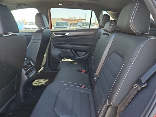 2025 Volkswagen Atlas Cross Sport 2.0T SEL R-Line Black