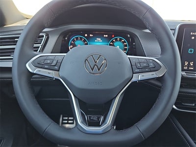 2025 Volkswagen Atlas Cross Sport 2.0T SEL R-Line Black