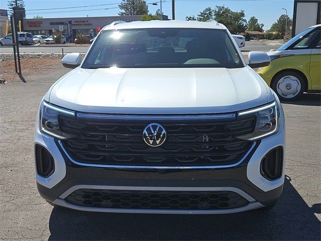 2026 Volkswagen Atlas Cross Sport 2.0T SE