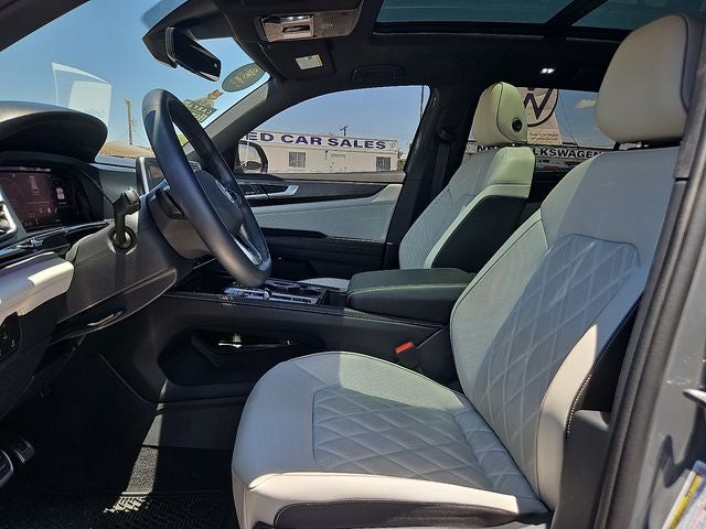 2024 Volkswagen Atlas Cross Sport 2.0T SEL Premium R-Line