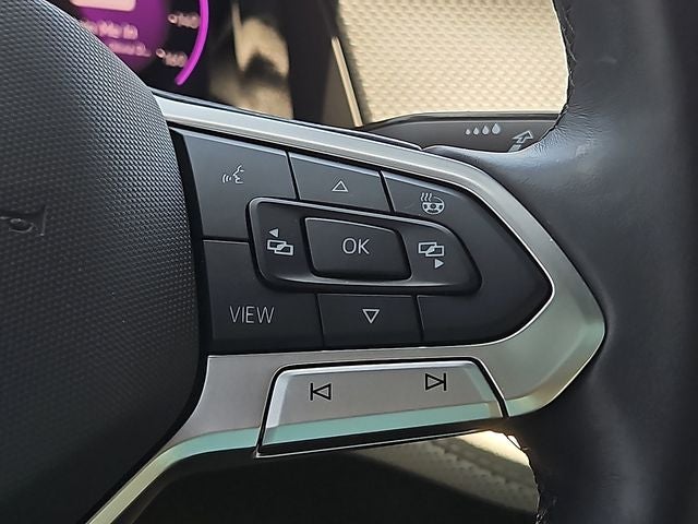 2024 Volkswagen Atlas Cross Sport 2.0T SEL Premium R-Line