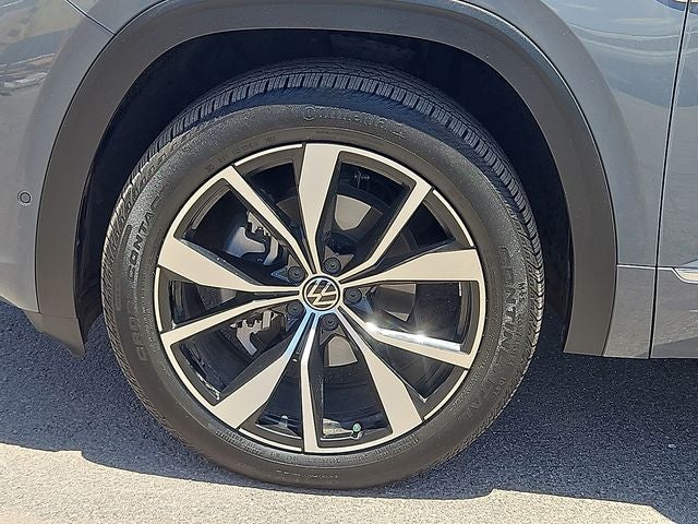 2024 Volkswagen Atlas Cross Sport 2.0T SEL Premium R-Line