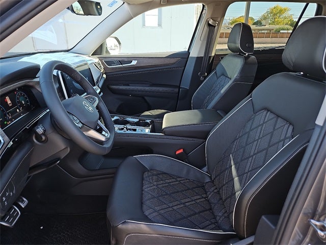 2025 Volkswagen Atlas 2.0T SEL Premium R-Line