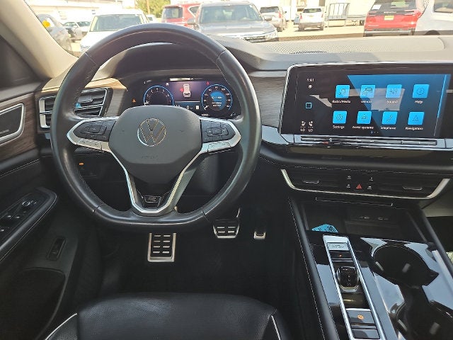 2024 Volkswagen Atlas 2.0T SEL Premium R-Line