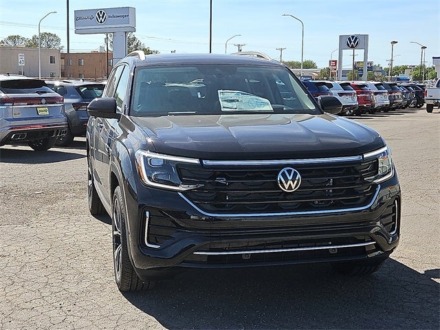 2025 Volkswagen Atlas 2.0T SEL Premium R-Line