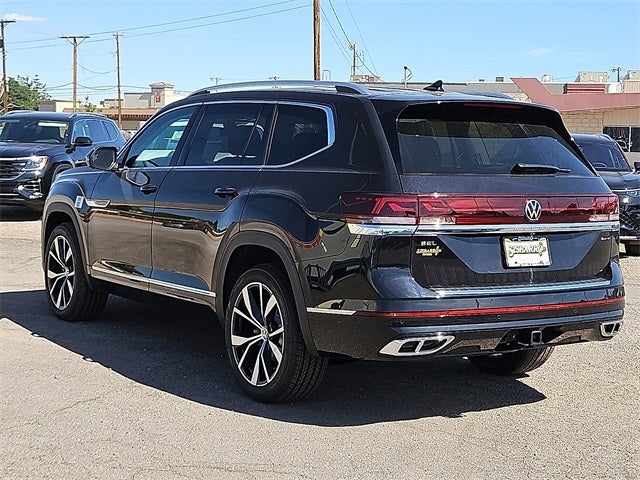 2025 Volkswagen Atlas 2.0T SEL Premium R-Line