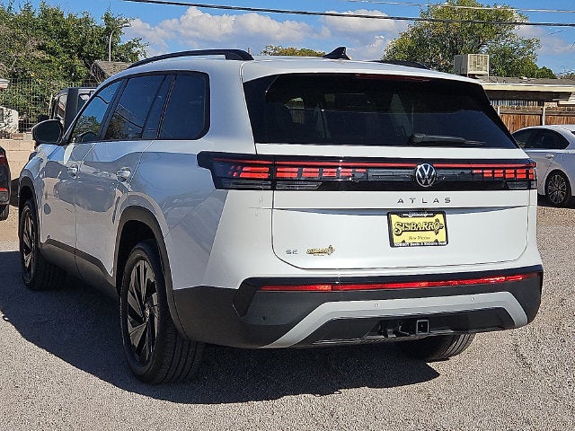 2027 Volkswagen Atlas SE w/Technology