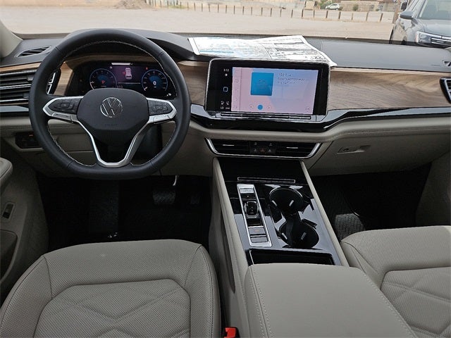 2025 Volkswagen Atlas 2.0T SE w/ Technology