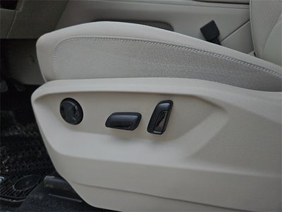 2025 Volkswagen Atlas 2.0T SE w/ Technology