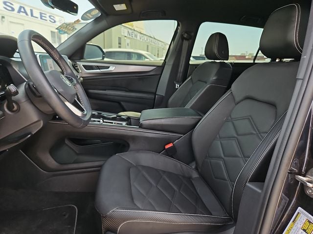 2024 Volkswagen Atlas Cross Sport 2.0T SE w/Technology