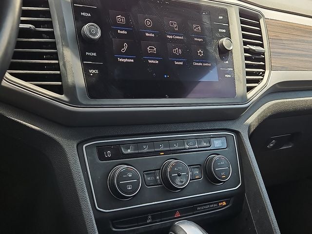 2021 Volkswagen Atlas 3.6L V6 SE w/Technology
