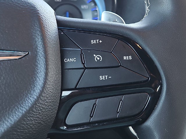 2023 Chrysler 300 S