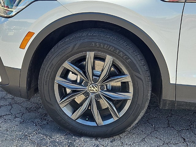 2023 Volkswagen Tiguan 2.0T SE