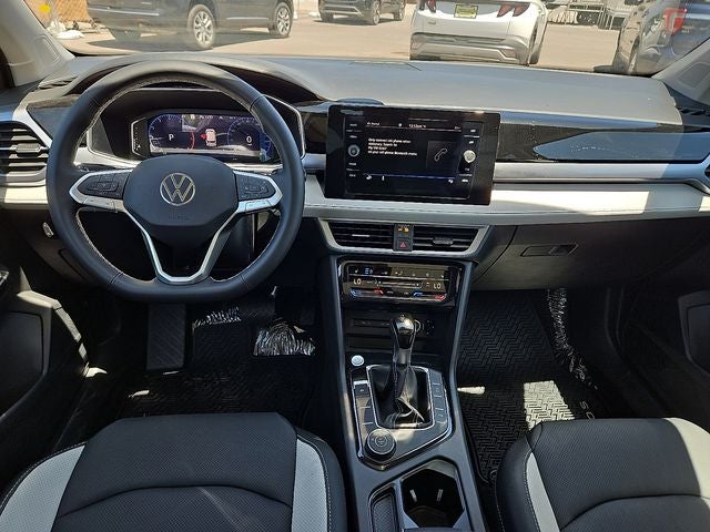 2026 Volkswagen Taos 1.5T SEL