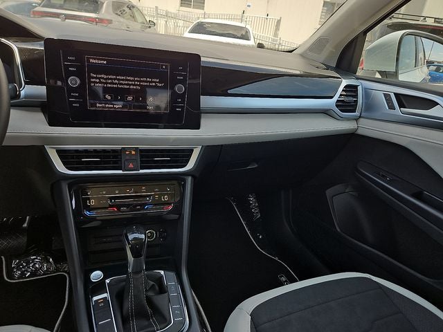 2026 Volkswagen Taos 1.5T SE