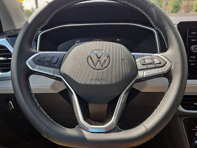 2027 Volkswagen Taos 1.5T SE