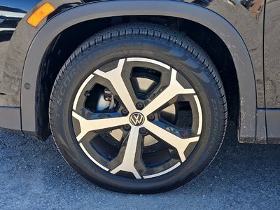2025 Volkswagen Tiguan 2.0T SE