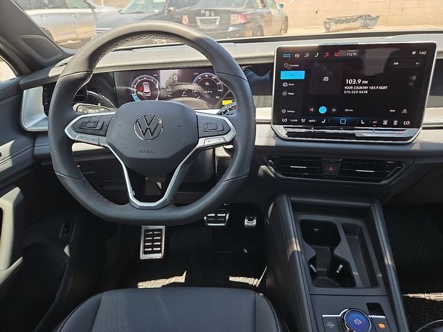2026 Volkswagen Tiguan 2.0T SE R-Line Black