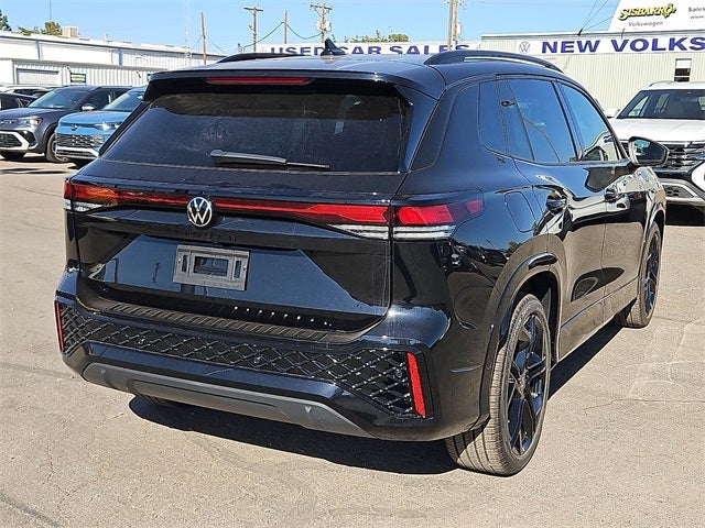 2026 Volkswagen Tiguan 2.0T SE R-Line Black