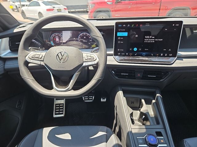 2026 Volkswagen Tiguan 2.0T SE R-Line Black