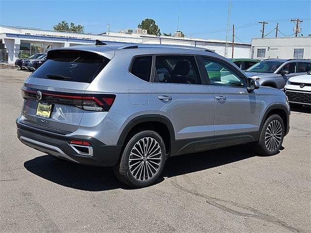 2025 Volkswagen Taos 1.5T SE