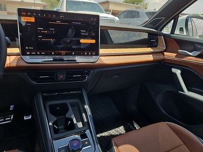2026 Volkswagen Tiguan 2.0T SEL R-Line Turbo