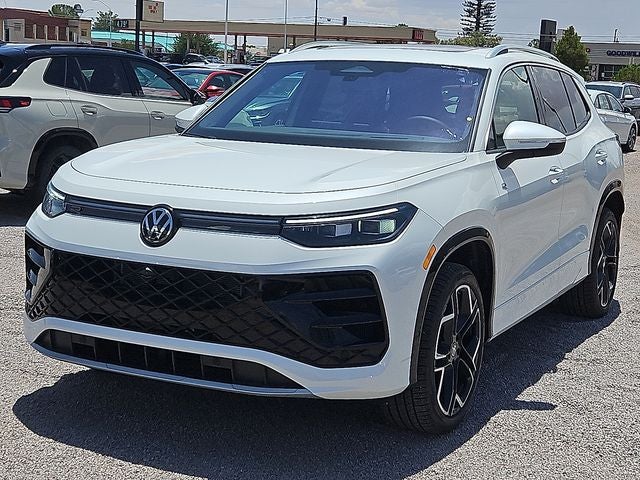 2026 Volkswagen Tiguan 2.0T SEL R-Line Turbo