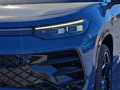 2026 Volkswagen Tiguan 2.0T SEL R-Line