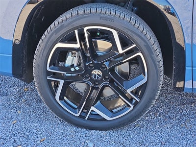 2026 Volkswagen Tiguan 2.0T SEL R-Line