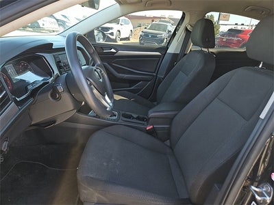 2019 Volkswagen Jetta Base