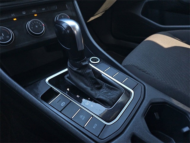 2019 Volkswagen Jetta Base