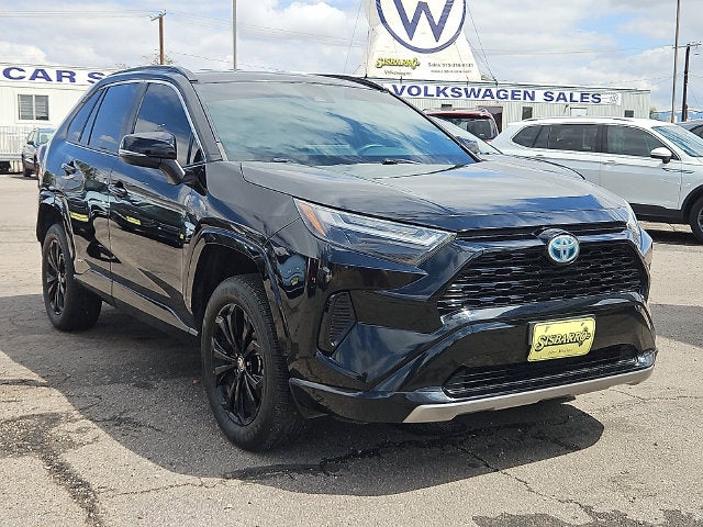2022 Toyota RAV4 Hybrid SE