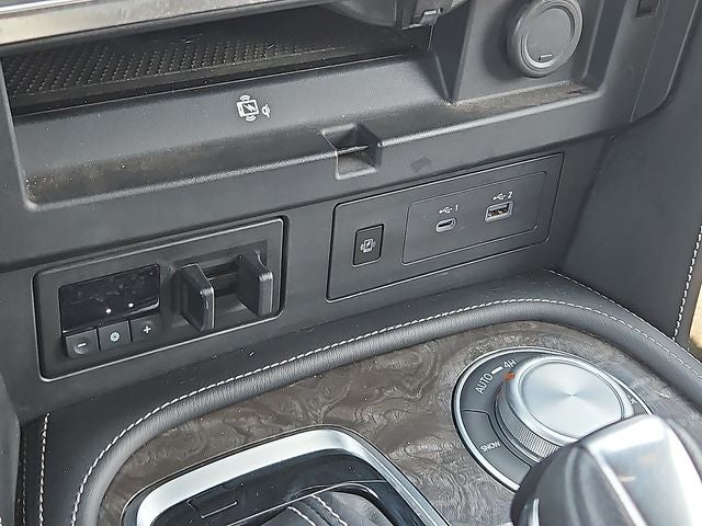 2024 Nissan Armada Platinum