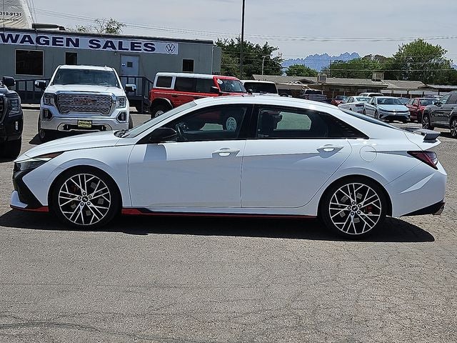 2022 Hyundai Elantra N Base